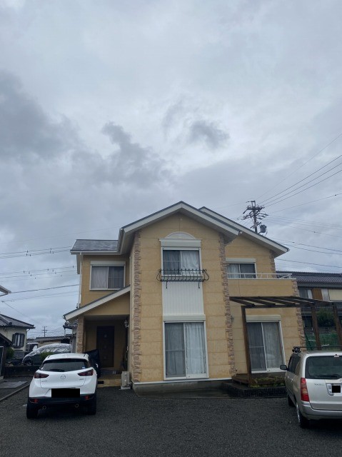 三重県志摩市サイディング外壁の色褪せがお悩みのお宅にて外壁調査