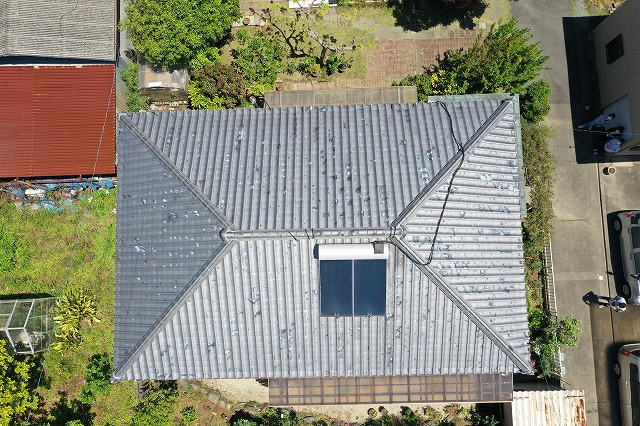 松阪市小津町築30年瓦屋根のメンテナンスを一度も受けていないお家で現場調査