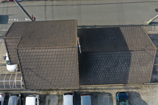 三重県松阪市モニエル瓦の屋根の耐用年数は２０年から３０年程