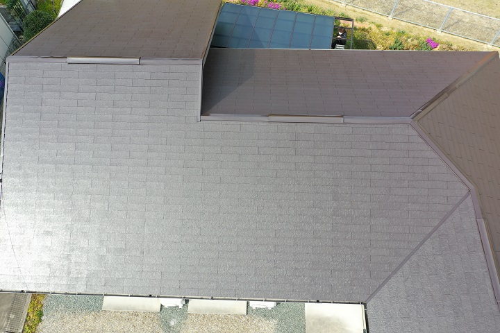 屋根の完成の様子